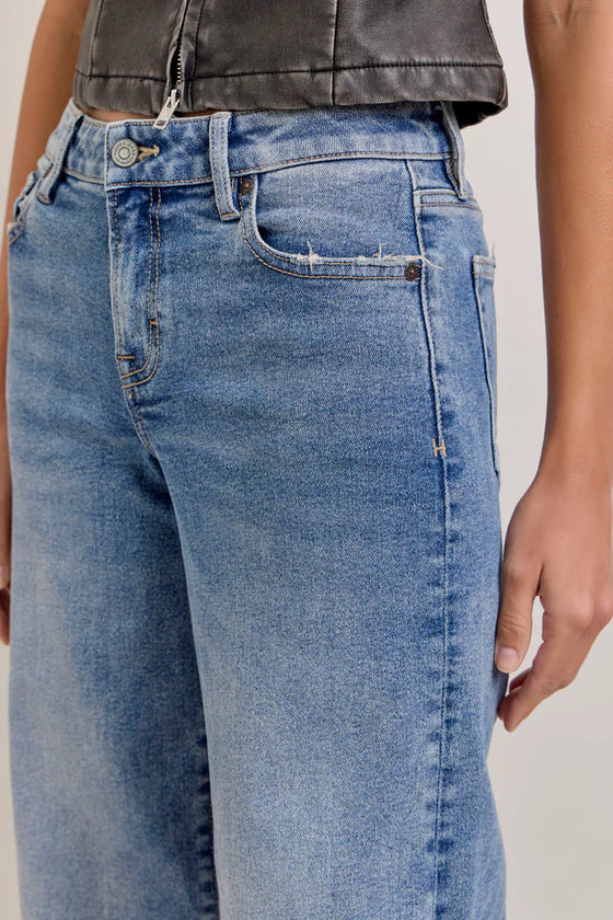 Nori Mid Rise Jean